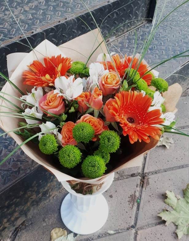 Букет цветов из: Герберы, Хризантемы, Альстромерии и Розы в Талалихино