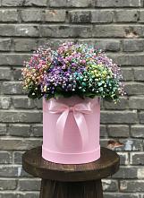Цветочная композиция из Гипсофила и Розы в шляпной коробке в Талалихино