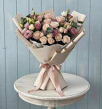 Букет цветов из:  Розы и Лизиантусы в Талалихино