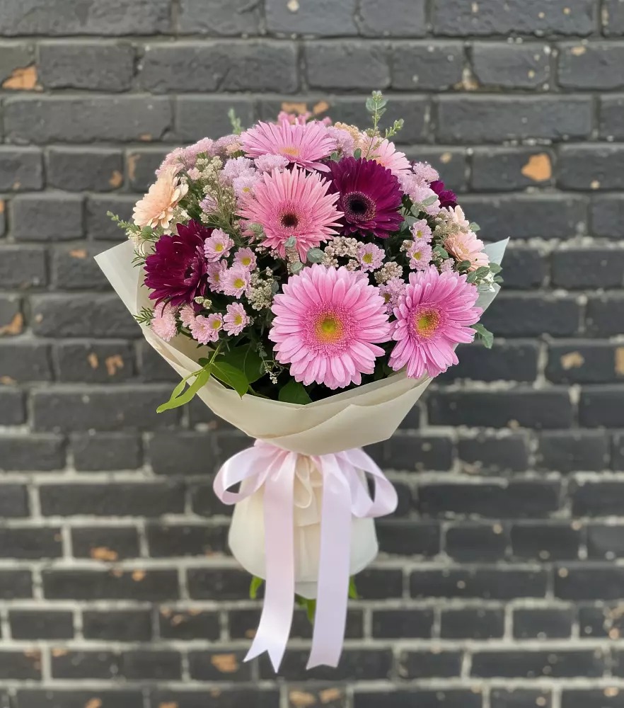 Букет цветов из: Герберы и Хризантемы в Талалихино
