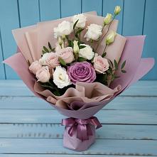 Букет цветов из:  Розы и Лизиантусы в Талалихино