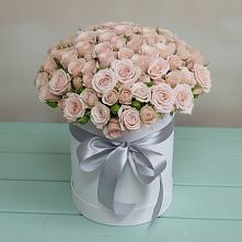 Цветочная композиция из Розы в шляпной коробке в Талалихино