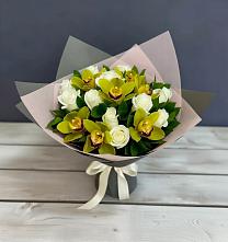 Букет цветов из:  Орхидеи и Розы в Талалихино