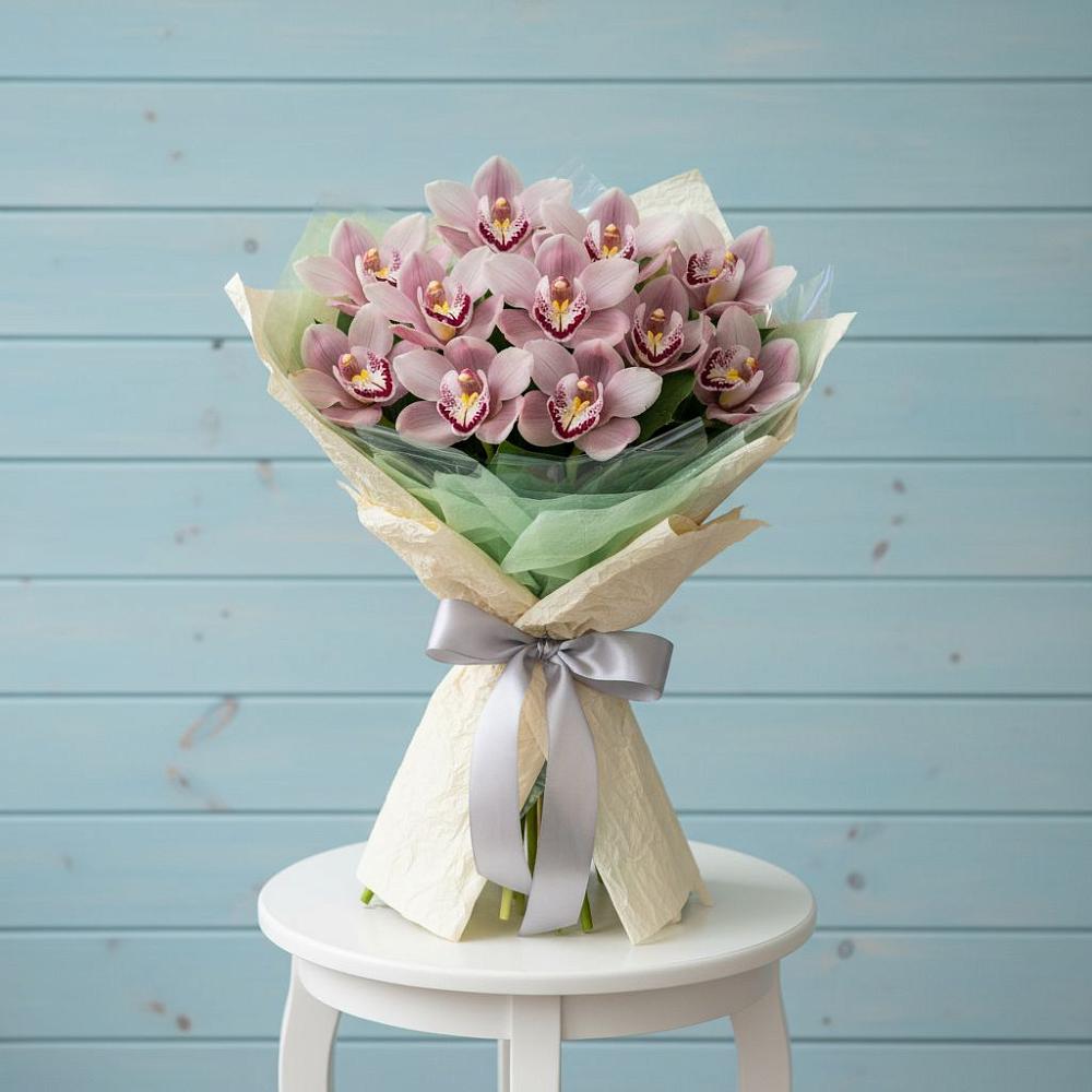 Букет цветов из: Орхидеи и Розы в Талалихино