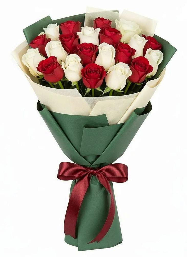 Букет Микс из красных и белых роз в Талалихино