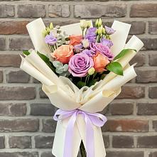 Букет цветов из:  Лизиантусы и Розы #REPLACE_PRED# Талалихино