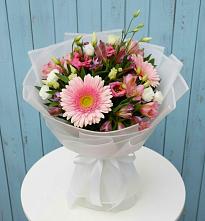 Букет цветов из:  Герберы, Альстромерии и Лизиантусы в Талалихино
