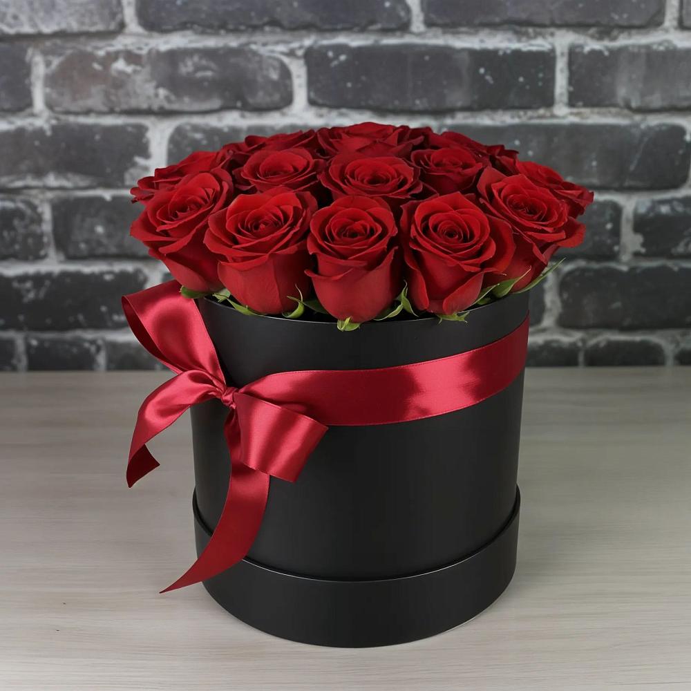 Цветочная композиция из Розы в шляпной коробке в Талалихино