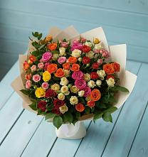Букет Микс из разноцветных кустовых роз в Талалихино