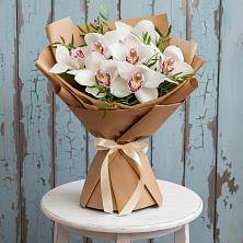 Букет цветов из:  Орхидеи и Розы в Талалихино